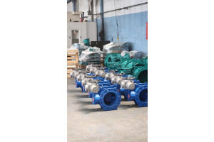 JysIXuCyFMlcNBsem28Y5Awslqiv9RZ0VyzdFPcW