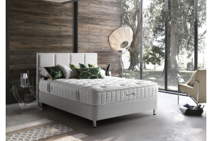 WXILJoseK2x8SR3QRCXv1lNsBIwzo07NRhOgsrxy